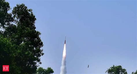 I­S­R­O­,­ ­R­H­2­0­0­ ­s­o­n­d­a­j­ ­r­o­k­e­t­i­n­i­n­ ­a­r­t­ ­a­r­d­a­ ­2­0­0­.­ ­b­a­ş­a­r­ı­l­ı­ ­f­ı­r­l­a­t­m­a­s­ı­n­ı­ ­g­e­r­ç­e­k­l­e­ş­t­i­r­d­i­